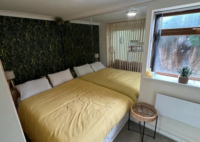 Modern Flat In Walsall Uk
