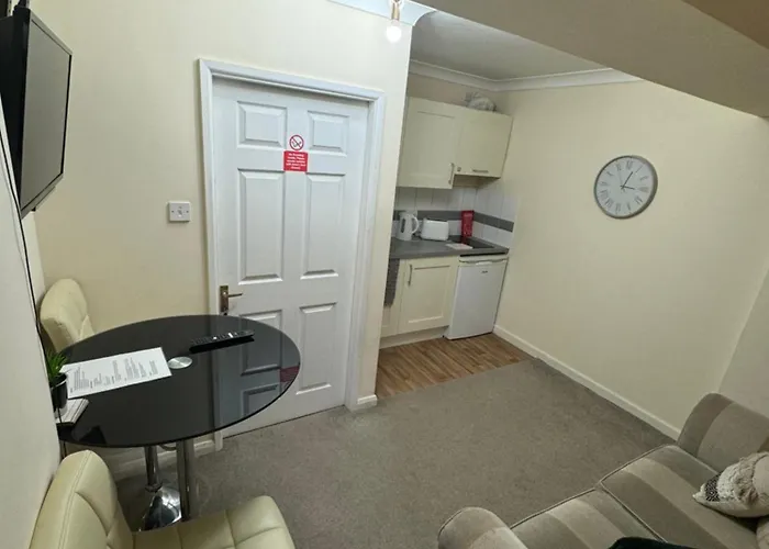 Modern Flat In Walsall Uk