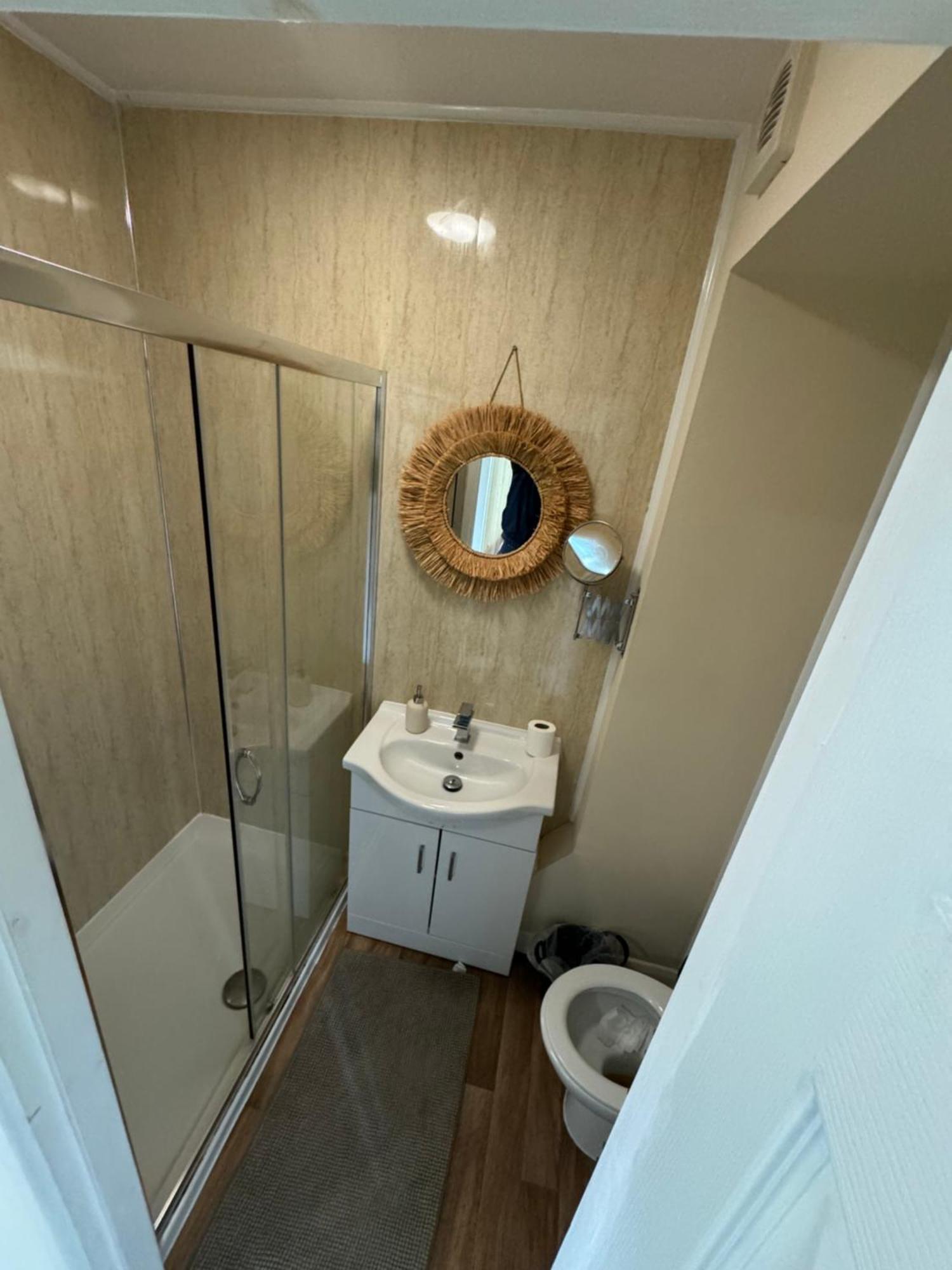 Modern Flat In Walsall Uk