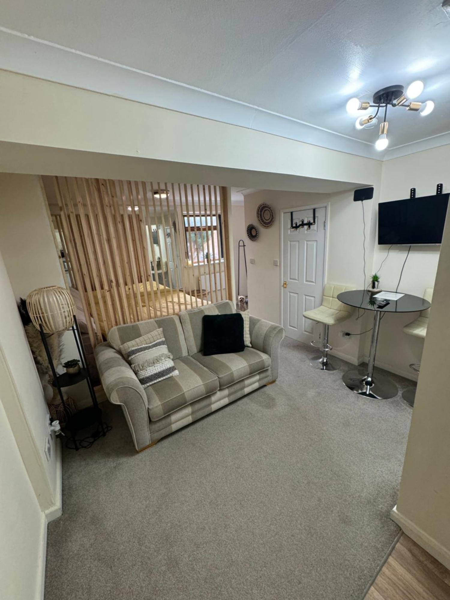 Apartment Modern Flat In Walsall Uk *